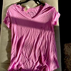 Pink v neck short sleeve shirt